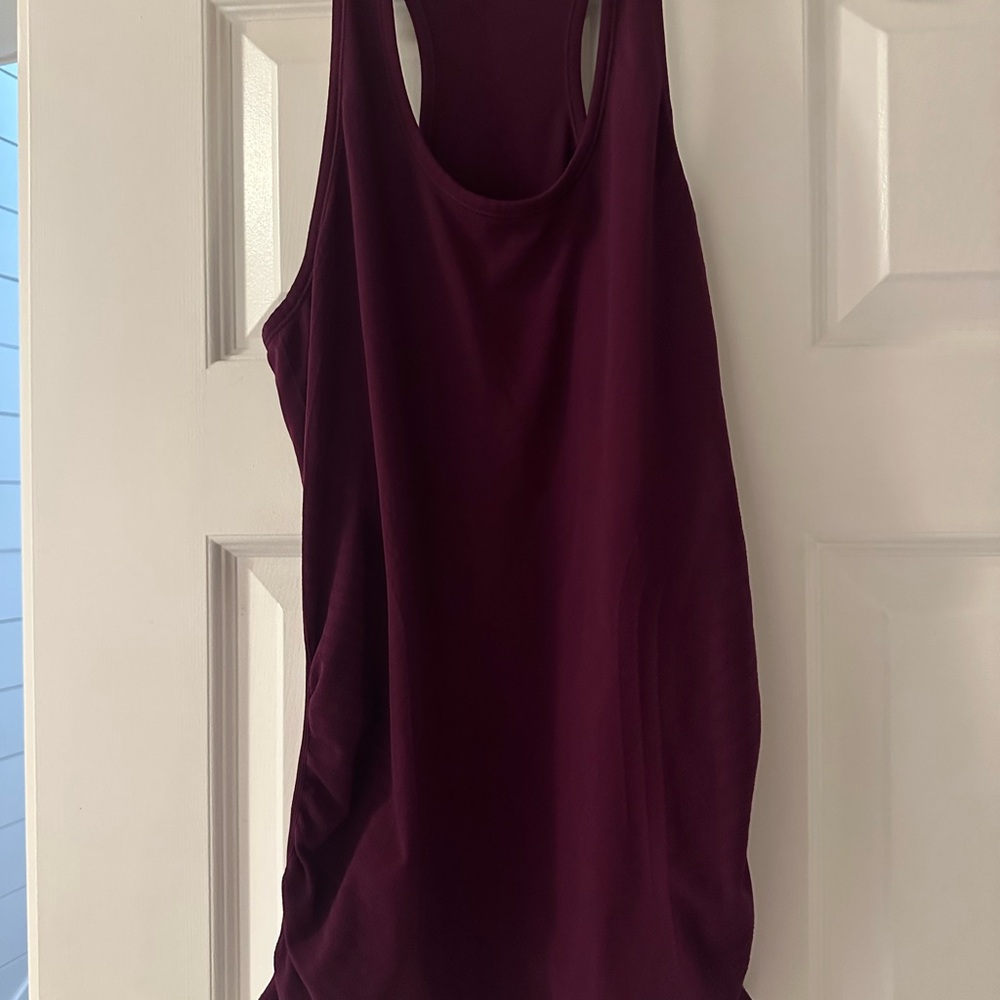 Women's Sleeveless Burgundy Top